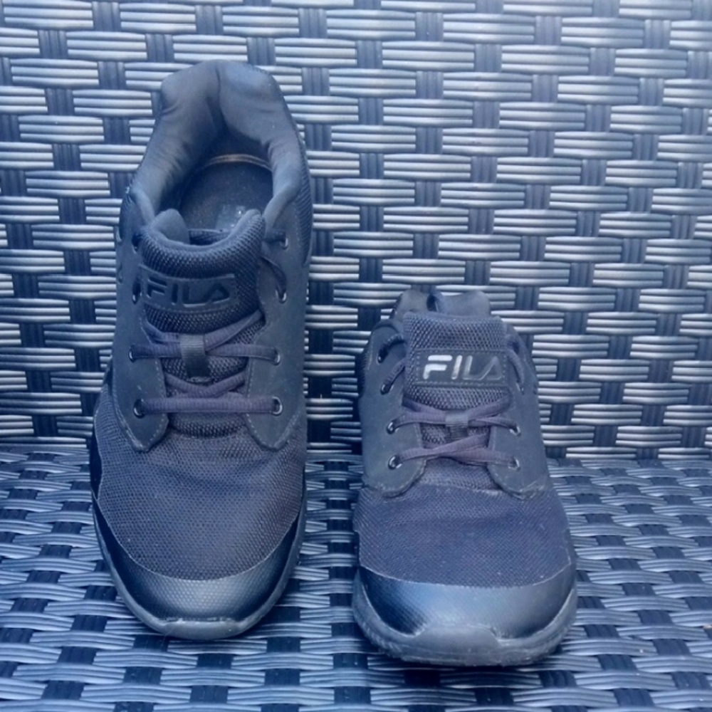 Fila Women's Vulc 13 Low Slip Resisting Work Shoes Soft Toe - Sz US11